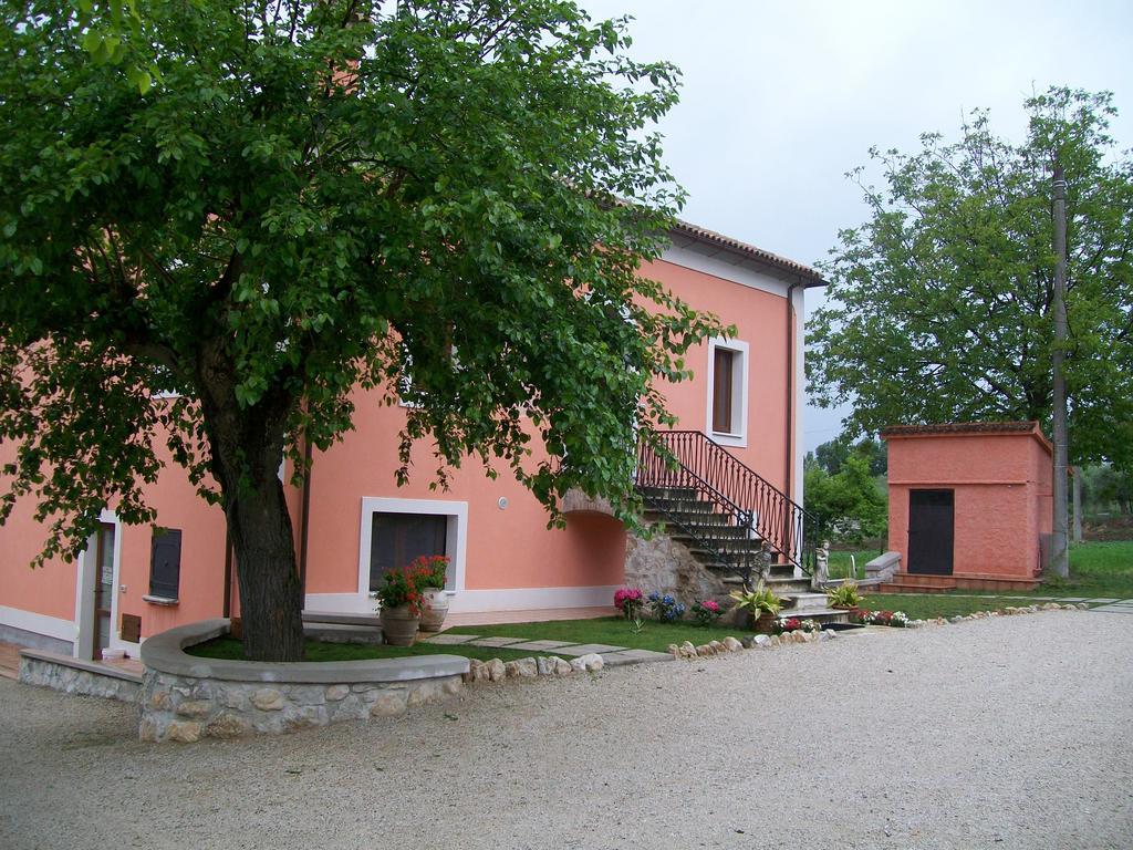 Agriturismo La Palazza サーラ・コンシリーナ エクステリア 写真